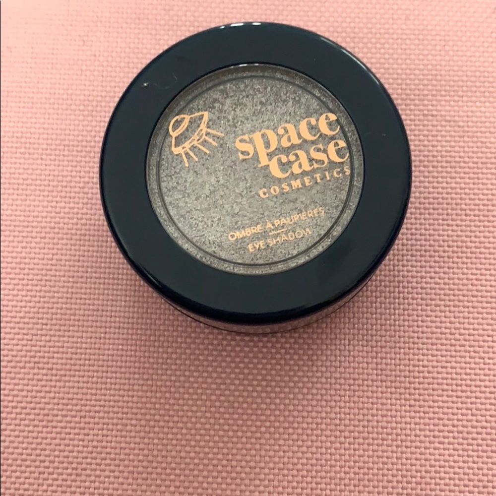 ❄️Space case cosmetics gray glitter eyeshadow